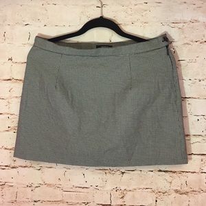 FOREVER 21 Mini Skirt Gingham 29